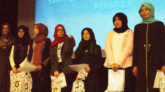 Liseli Gençler Kur’an-ı Kerim’i Güzel Okuma Yarışması Vezirköprü Finali Yapıldı