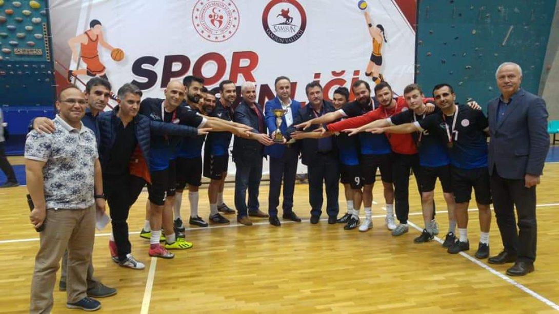 Türkiye Öğretmenler Kupasında Futsal Takımımız İl Birincisi Oldu