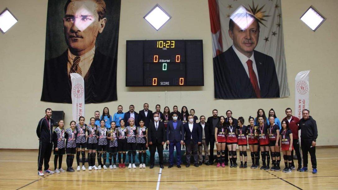 Samsun Okul Sporları Yıldız Kız Voleybol İl Birinciliğine İlçemiz Damga Vurdu