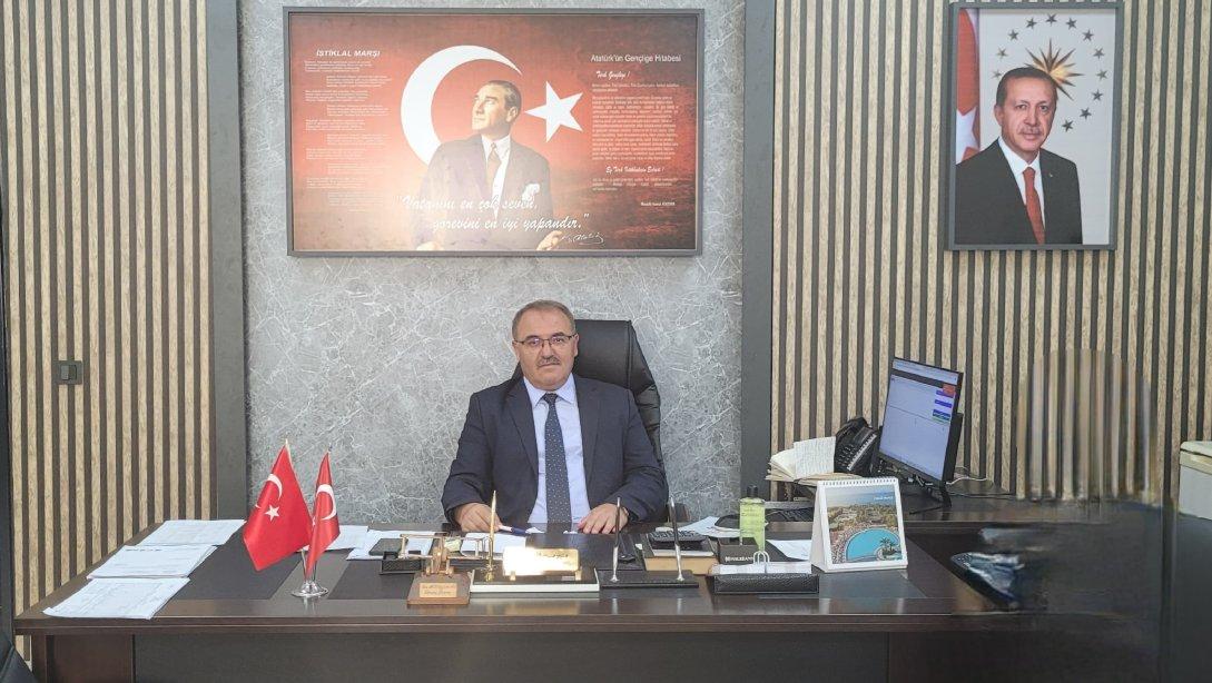 İlçe Milli Eğitim Müdürümüz Sayın Resül ÖZATA'nın 12 Mart İstiklal Marşı'nın Kabulünün 103. Yıl Dönümü ve Mehmet Akif Ersoy'u Anma Günü Mesajı