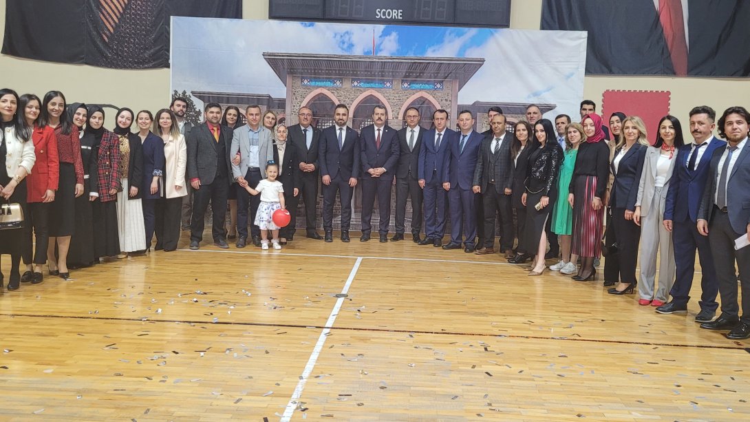 Türkiye Büyük Millet Meclisi'nin Açılışının 104. Yıldönümü ve 23 Nisan Ulusal Egemenlik ve Çocuk Bayramı